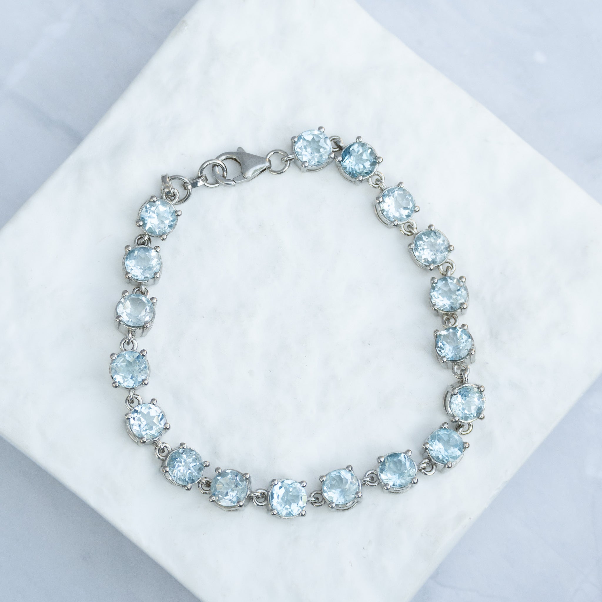 Sterling Silver Blue Topaz Gemstone Bracelet – 19 + 3cm