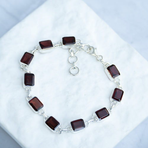 Sterling Silver Rectangular Garnet Gemstone Bracelet – 19 + 3cm