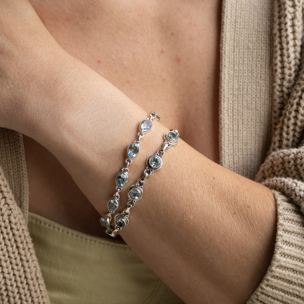 Round Blue Topaz bracelet