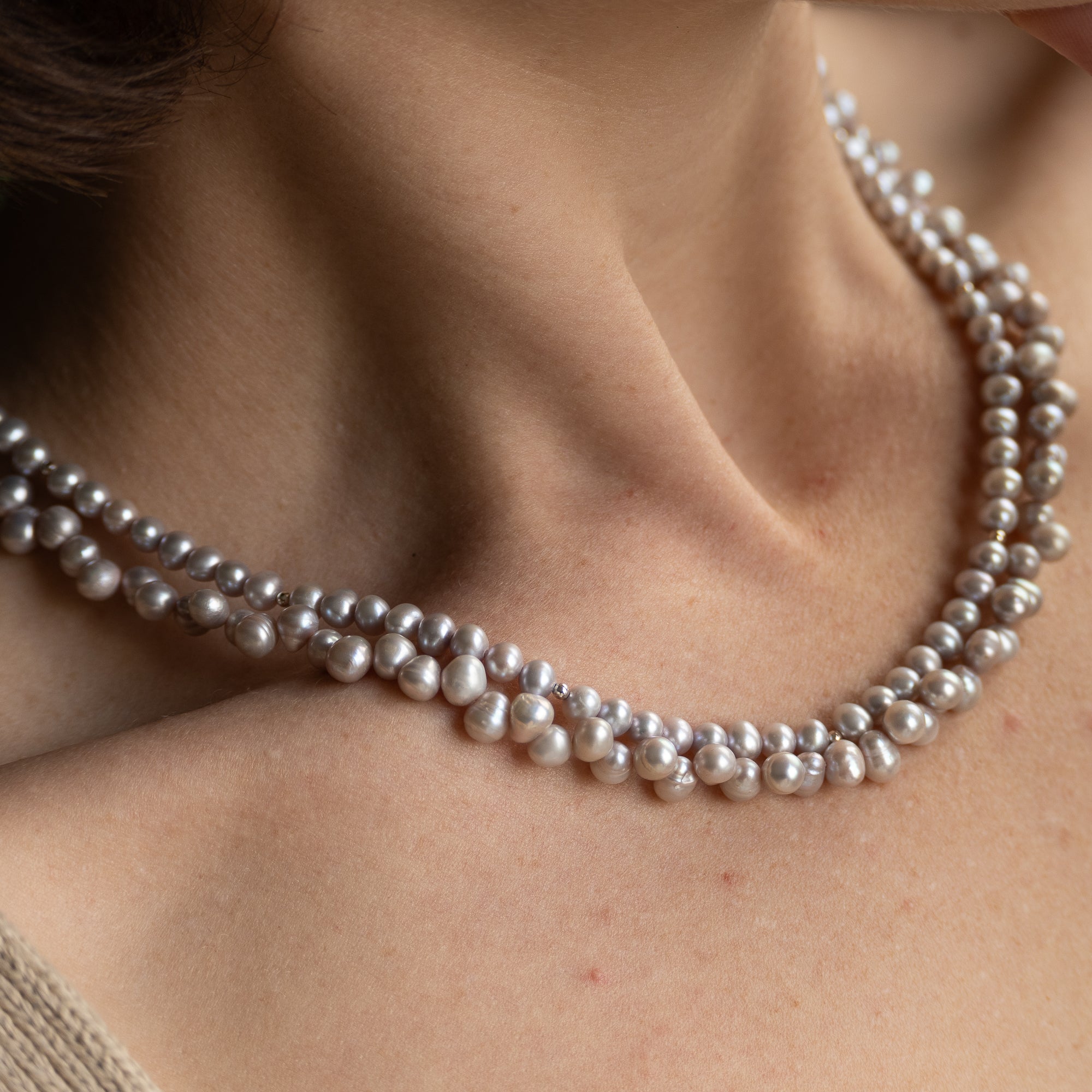 6-7 mm Grey\Peach Freshwater pearls