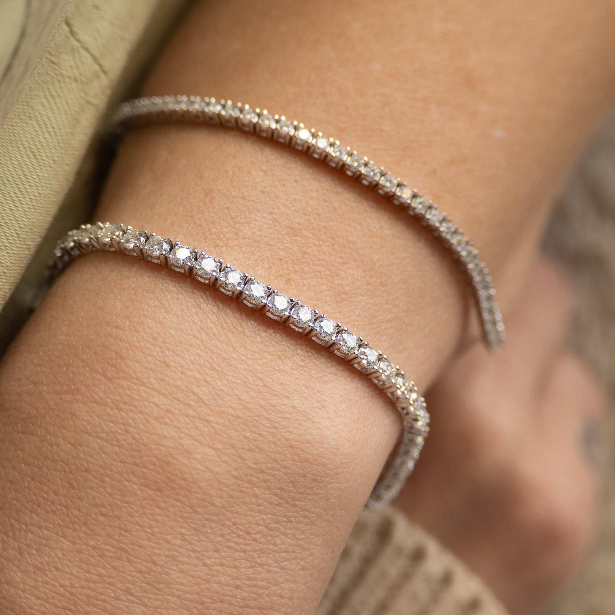 Tennis Bracelet with 3mm Moissanite stones (with GRA Certificate)