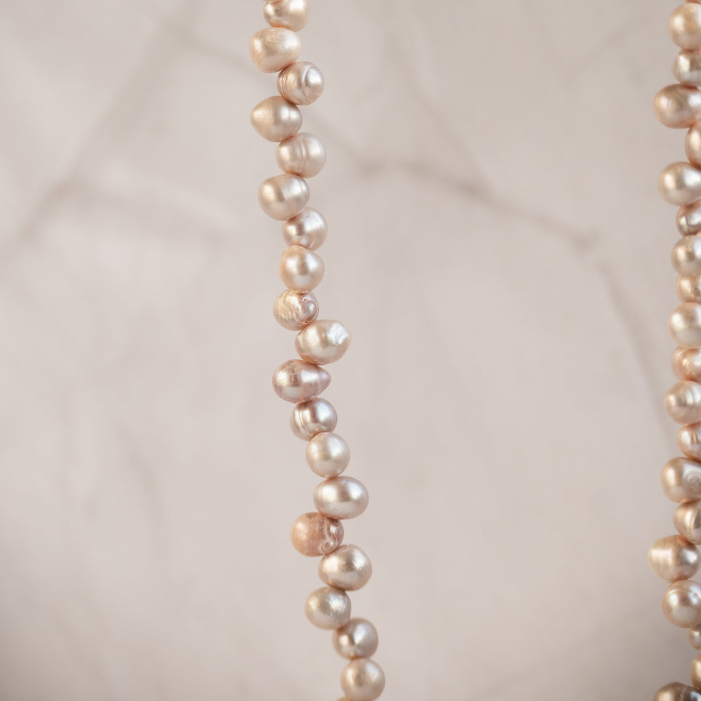 6-7 mm Grey\Peach Freshwater pearls