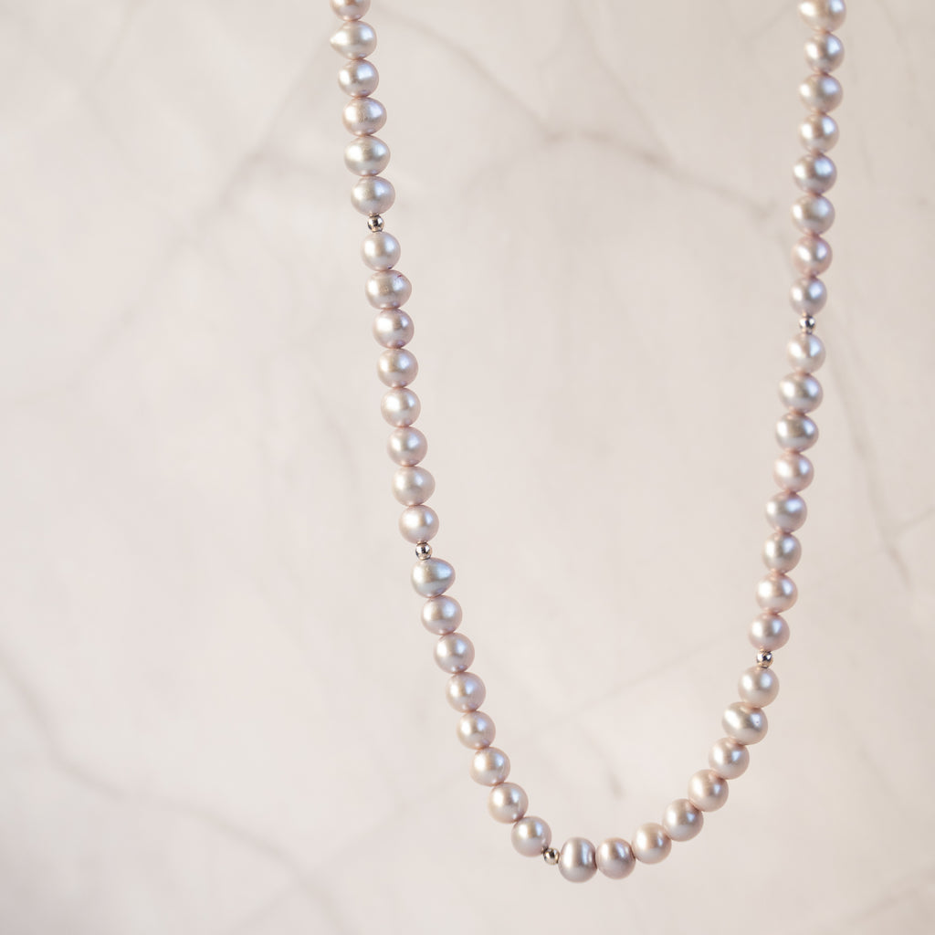 5 mm Grey/Peach Pearl necklace