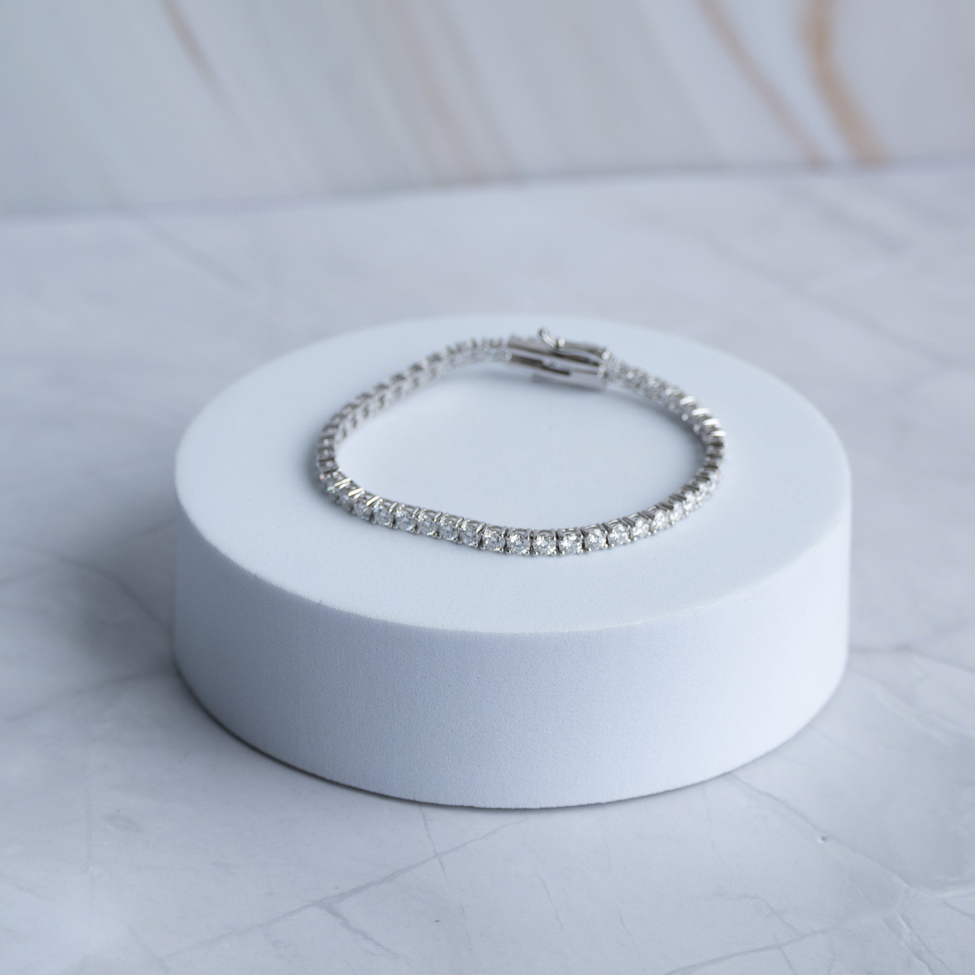 Tennis Bracelet with 3mm Moissanite stones (with GRA Certificate)