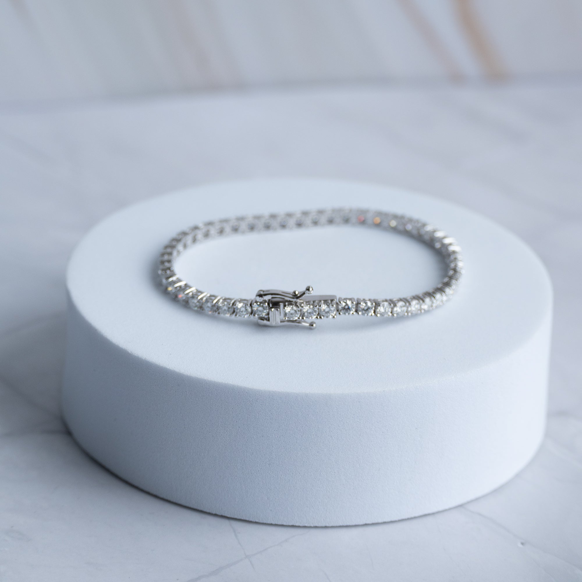 Tennis Bracelet with 3mm Moissanite stones (with GRA Certificate)