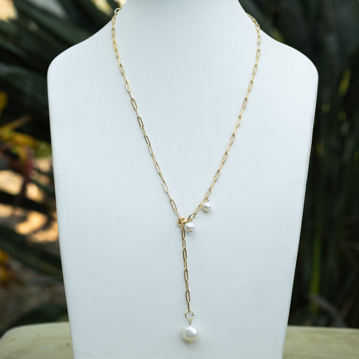 Elly 18ct Gold Plated Sterling Silver Freshwater Pearl & Gemstone Paperclip Necklace – 65cm