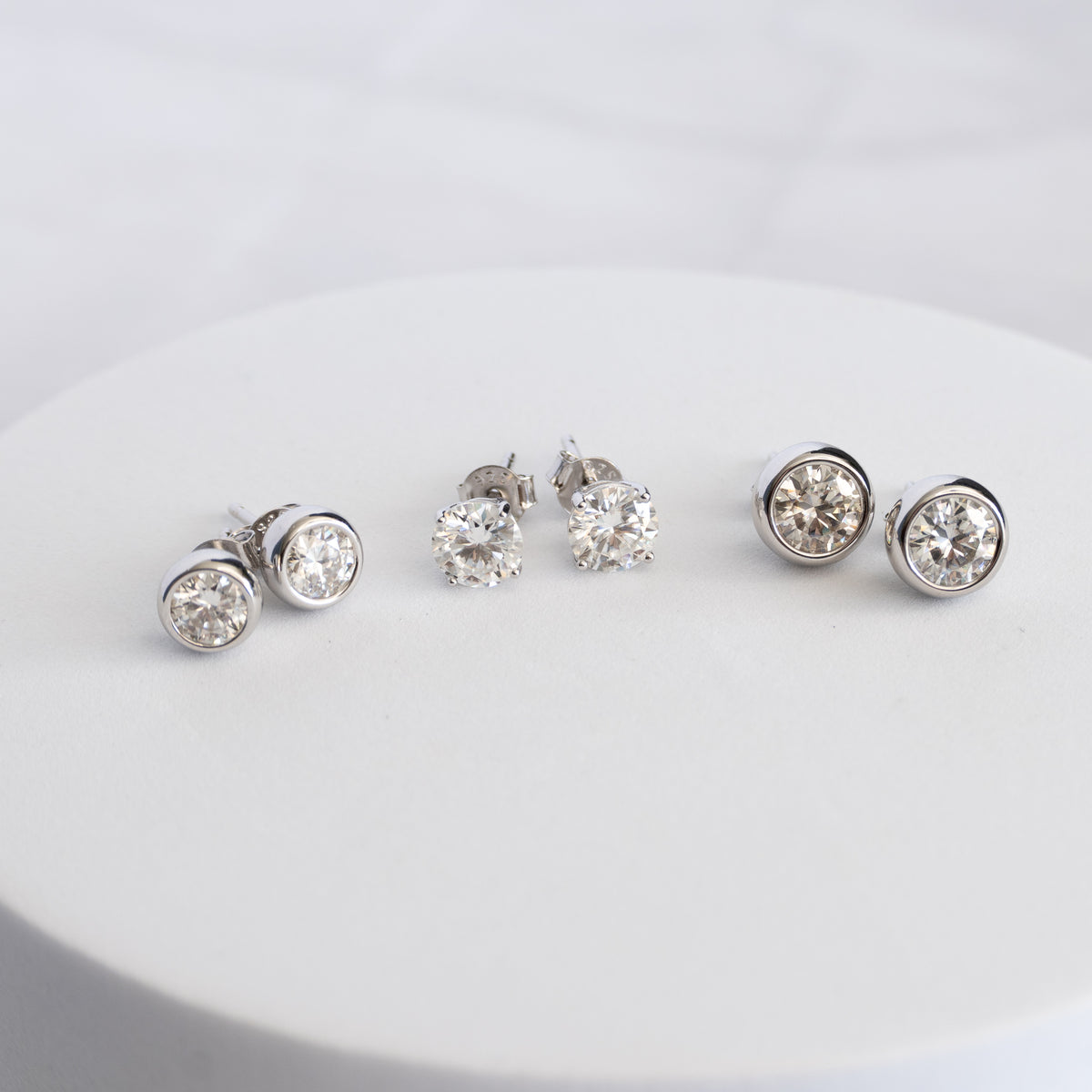 Sterling Silver Classic 4-Prong Moissanite Stud Earrings – 0.6ct, 1ct or 1.6ct