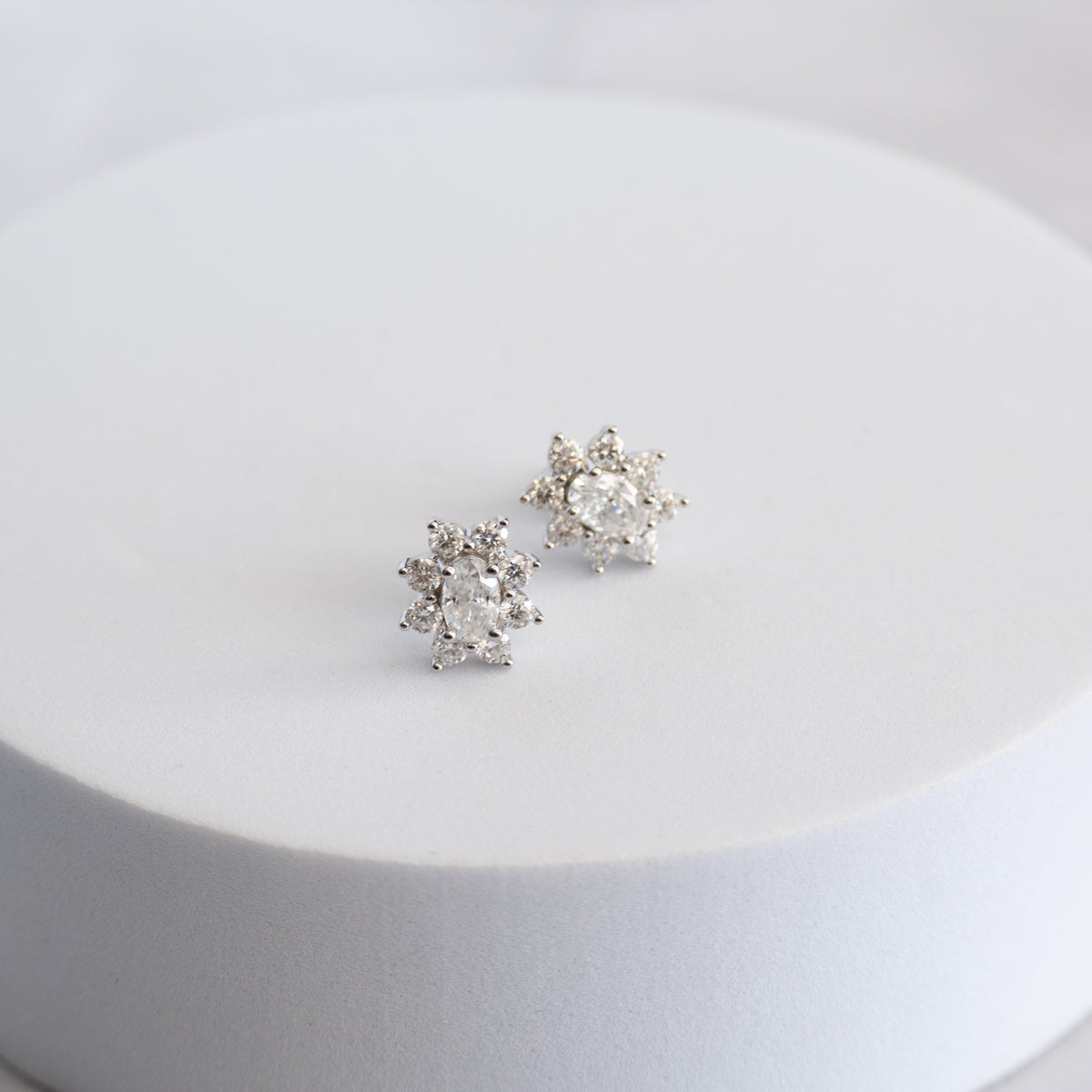 Sterling Silver Oval Moissanite Flower Stud Earrings – 1ct
