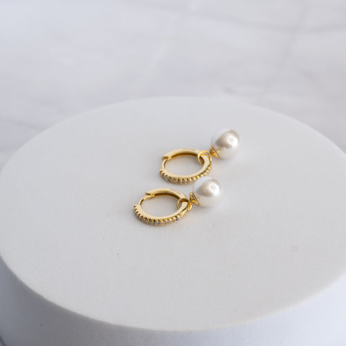 18ct Gold Plated Sterling Silver Pretty Woman Freshwater Pearl Huggie Earrings