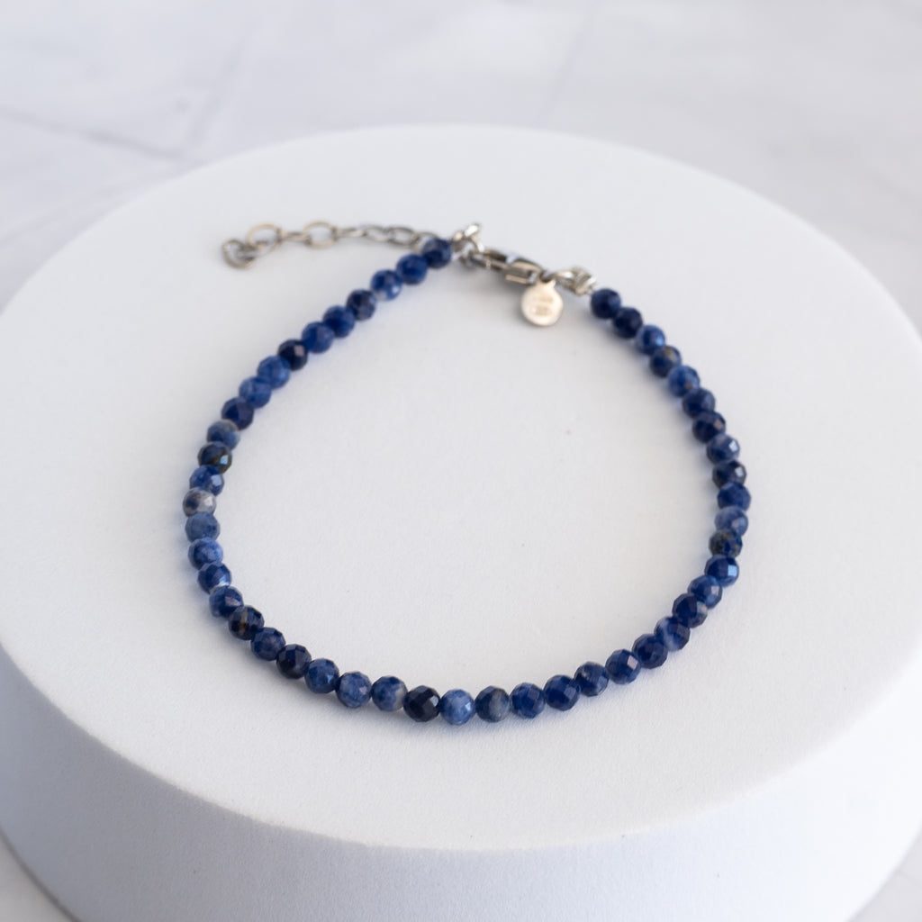 Sodalite Gemstone Bracelet with Sterling Silver Clasp – 3–4mm | 17–20cm