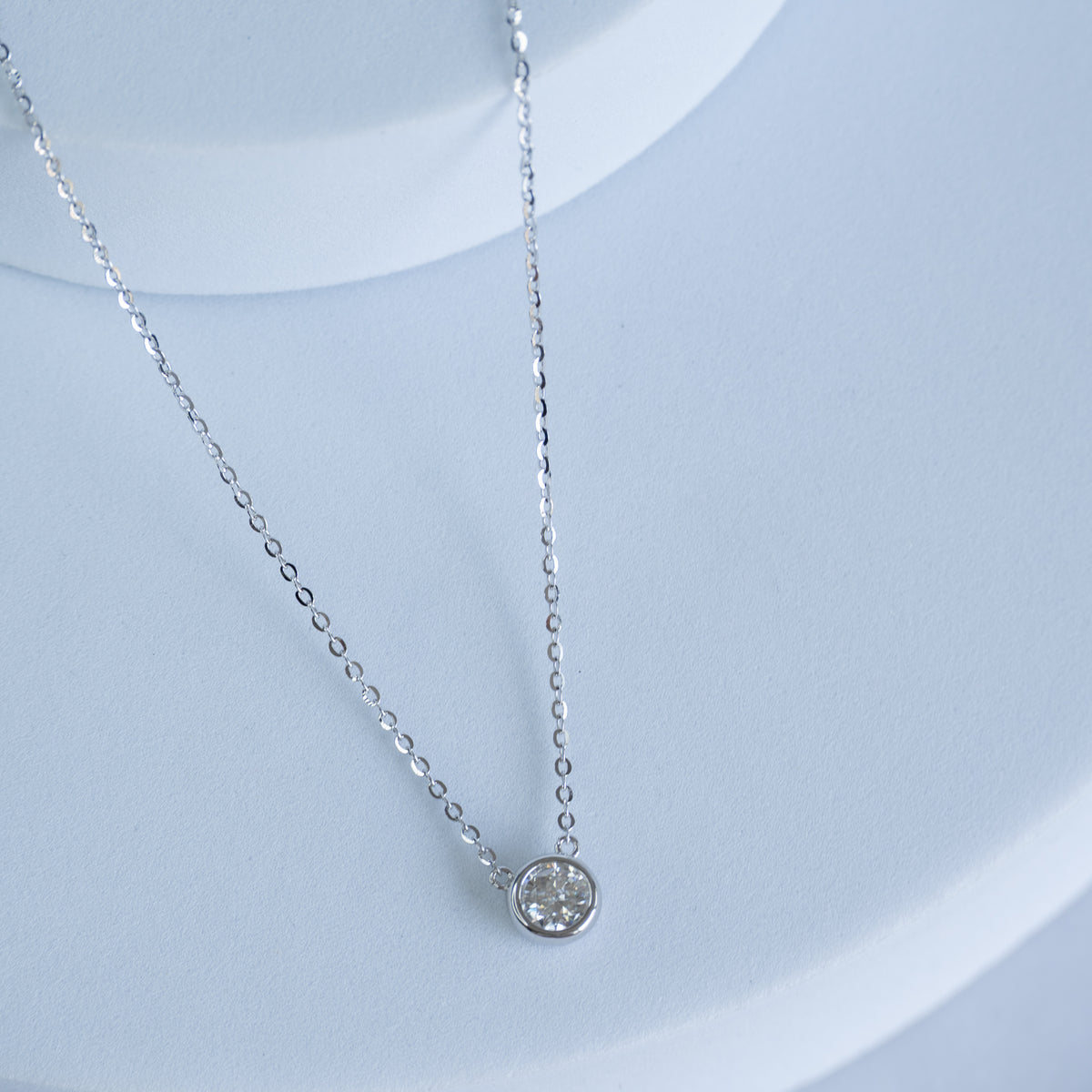 Sterling Silver 0.5ct Moissanite Fixed Pendant Necklace – 40+3cm