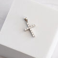 Sterling Silver Moissanite Cross Pendant – 0.68ct Round Brilliant-Cut Stones