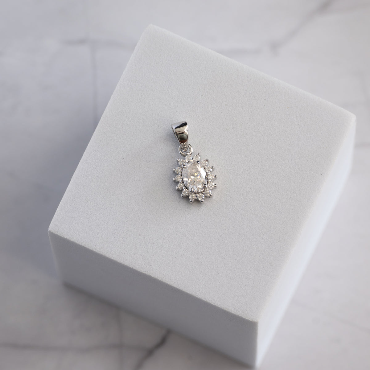 Sterling Silver Teardrop Cluster Moissanite Pendant – 1ct Oval Centre Stone