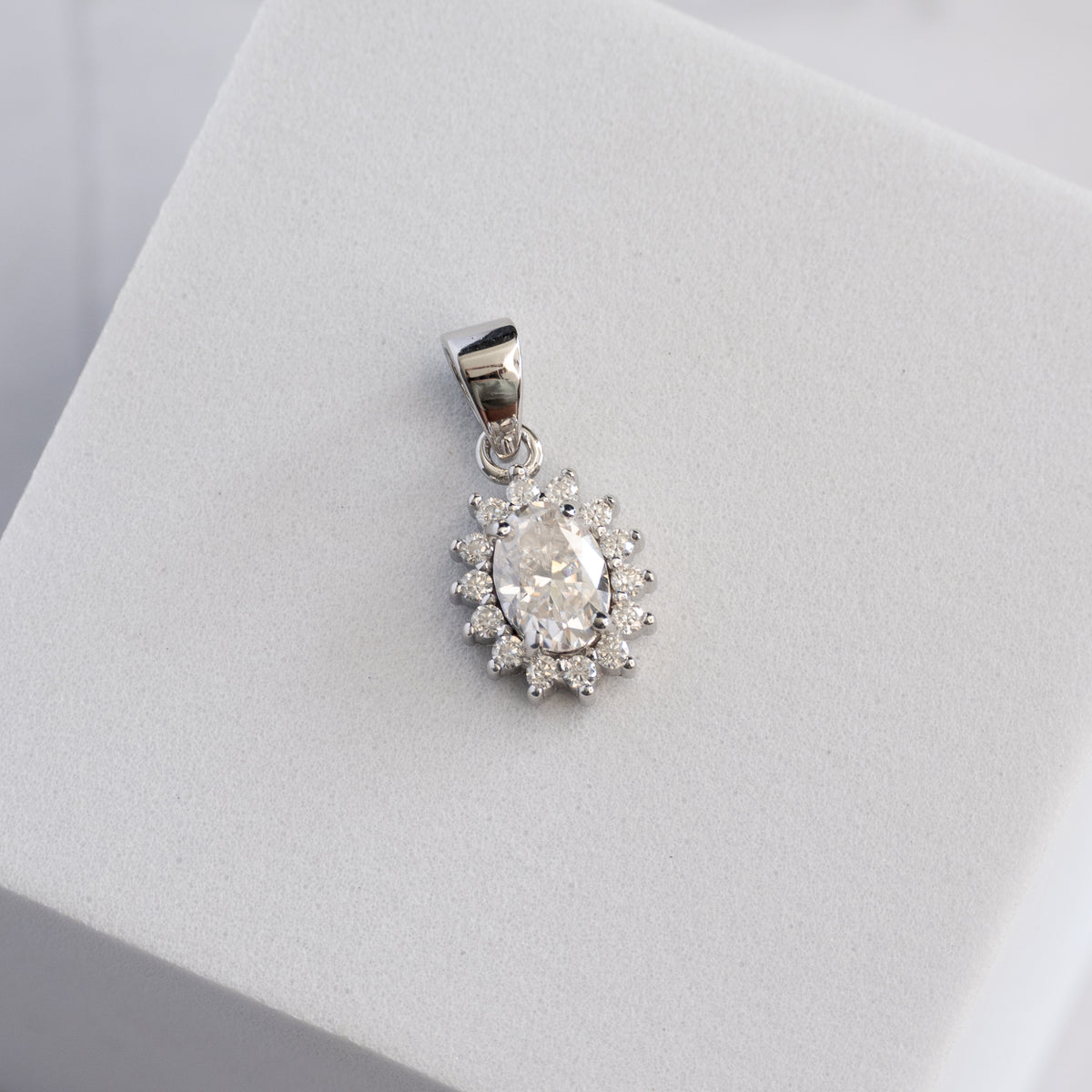 Sterling Silver Teardrop Cluster Moissanite Pendant – 1ct Oval Centre Stone