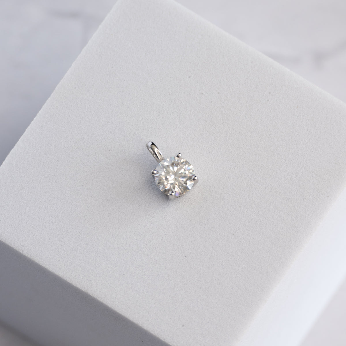 Sterling Silver Classic Solitaire Moissanite Pendant – 1.2ct Round Brilliant Cut