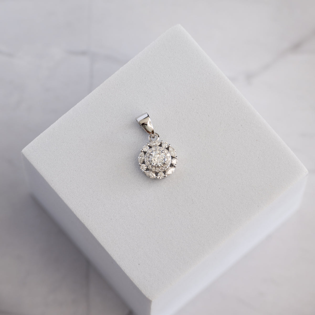 Sterling Silver Moissanite Round Floral Halo Cluster Pendant – 0.3ct
