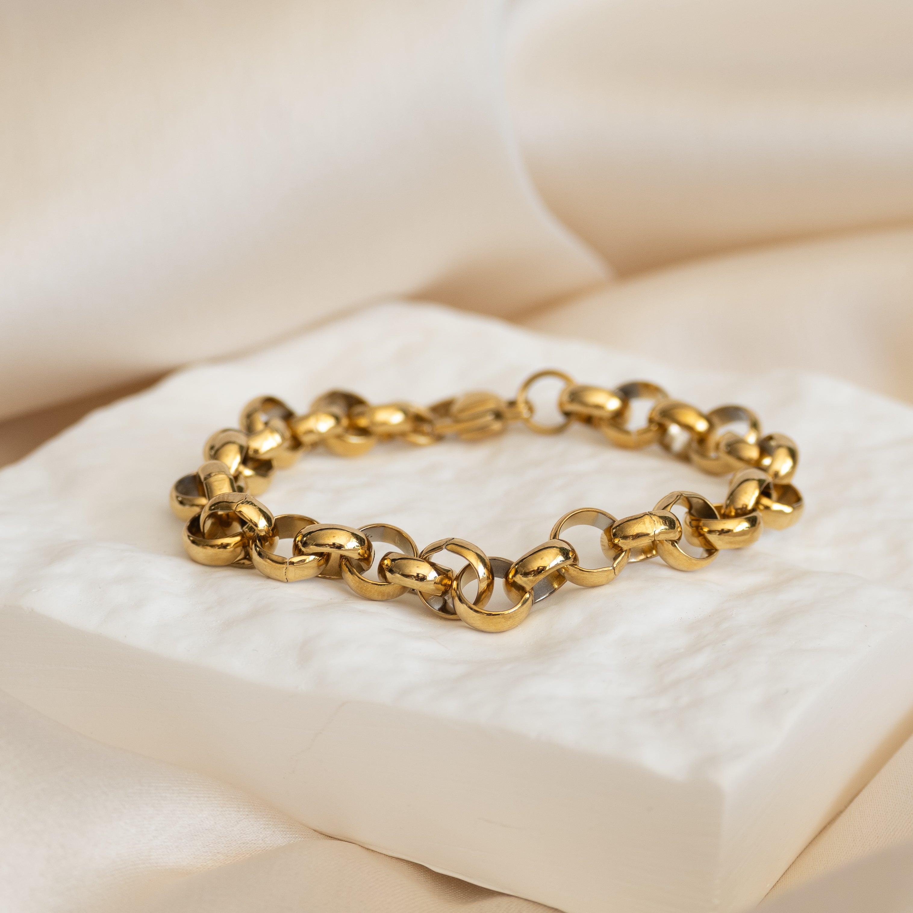 19 cm Gold Boucher Bracelet