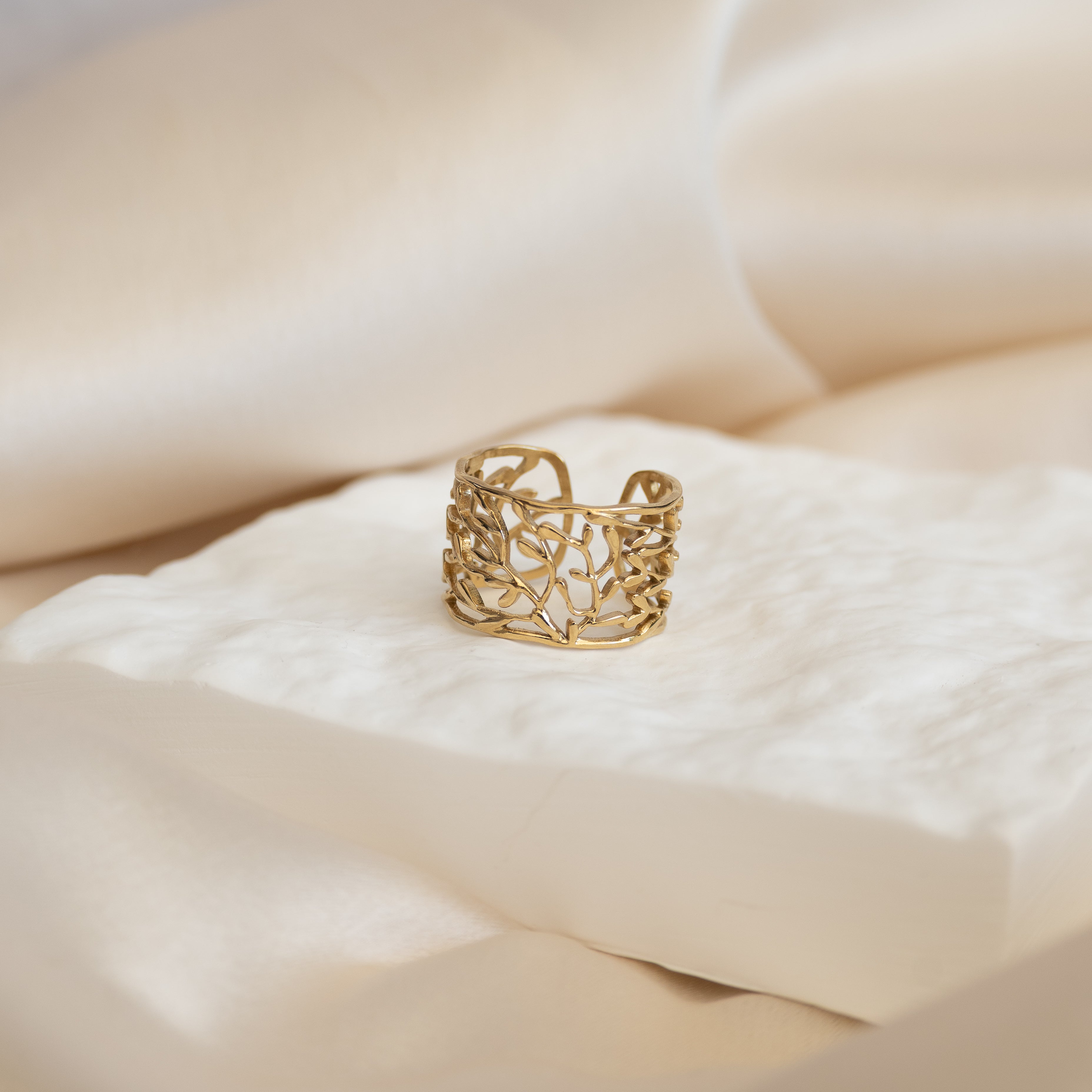 Gold Filigree Bangle & Ring Set