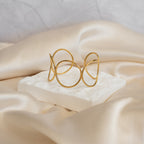 Gold Circle cuff bangle - Terciany 