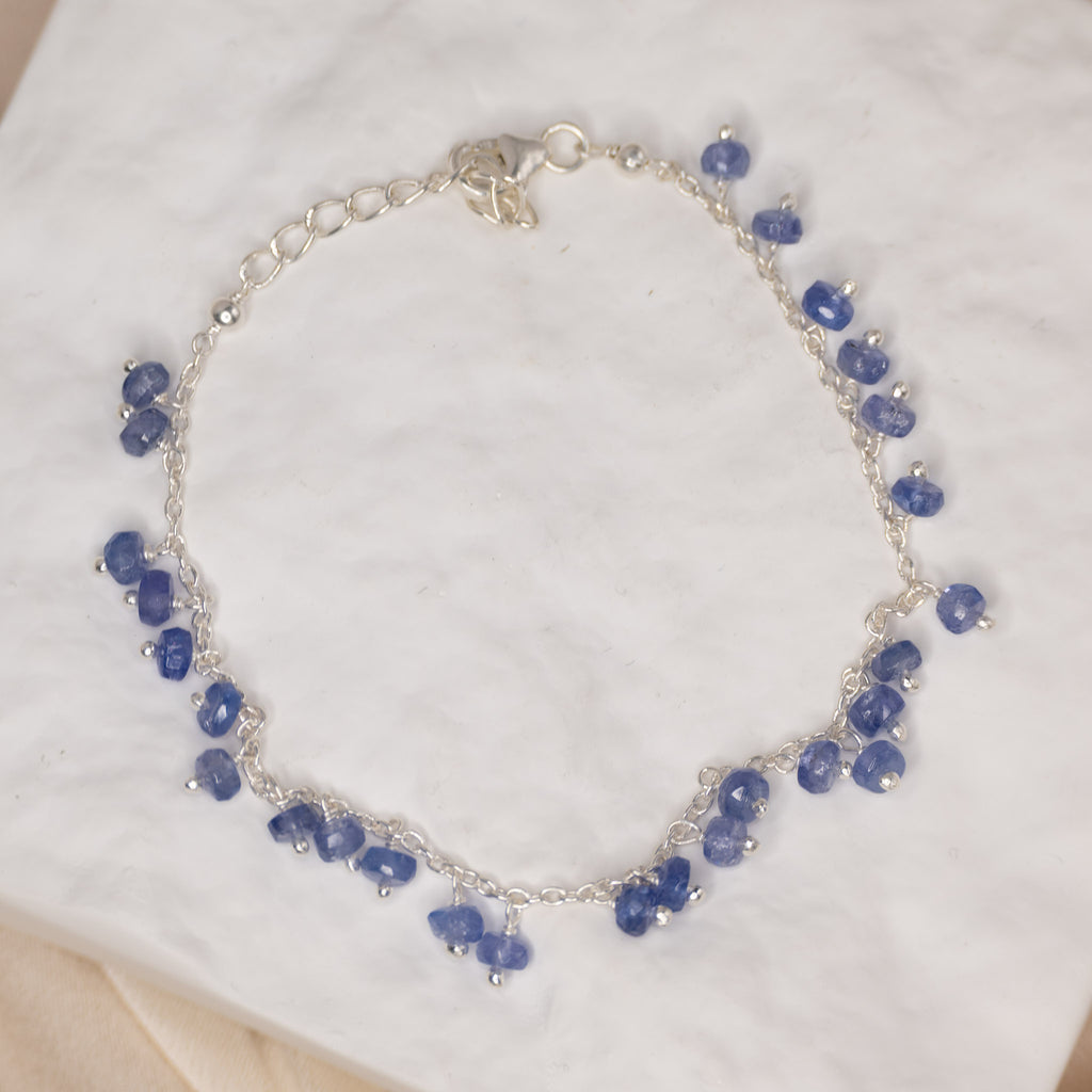 Tanzanite dangly bead bracelet