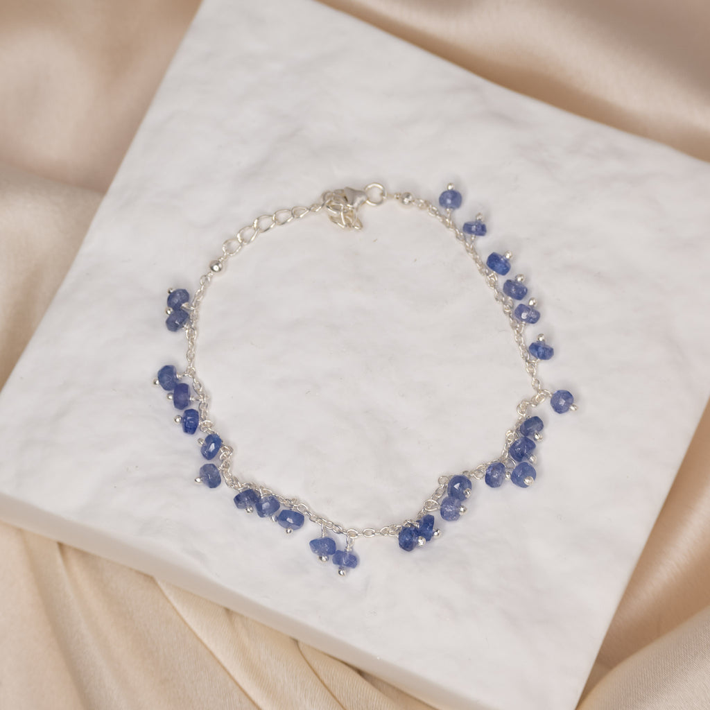 Tanzanite dangly bead bracelet