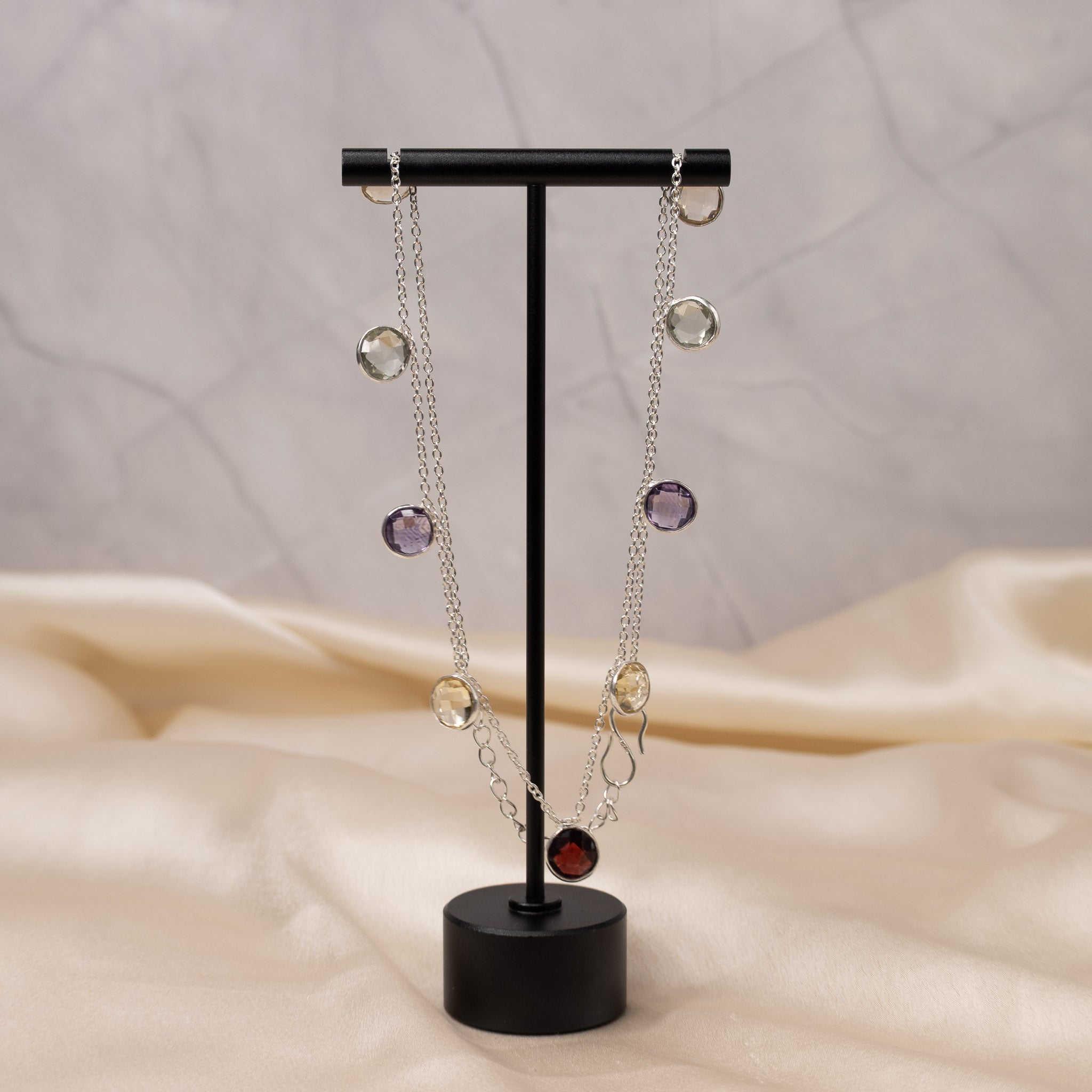 Necklace with semi precious drops