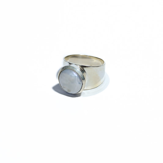 Sterling Silver Ring with Coin Pearl
