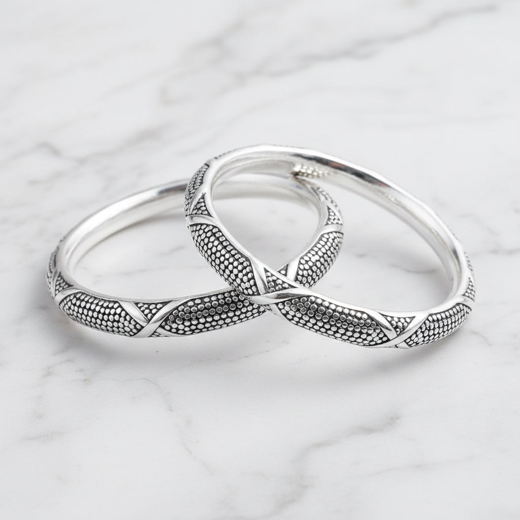 9mm Cross Bangle - Terciany 