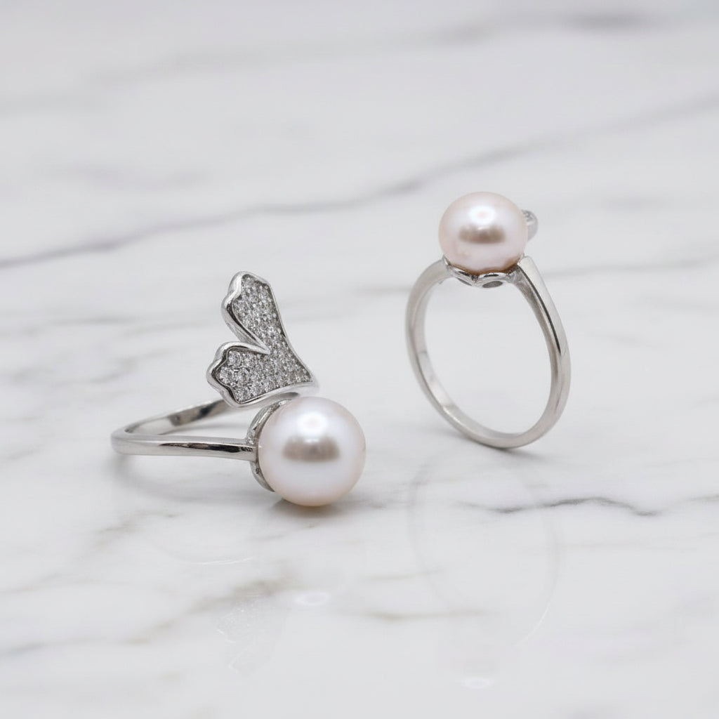 Adjustable Sterling Silver Ring With Pavé Heart On One End And Freshwater Pearl On Other - Terciany 