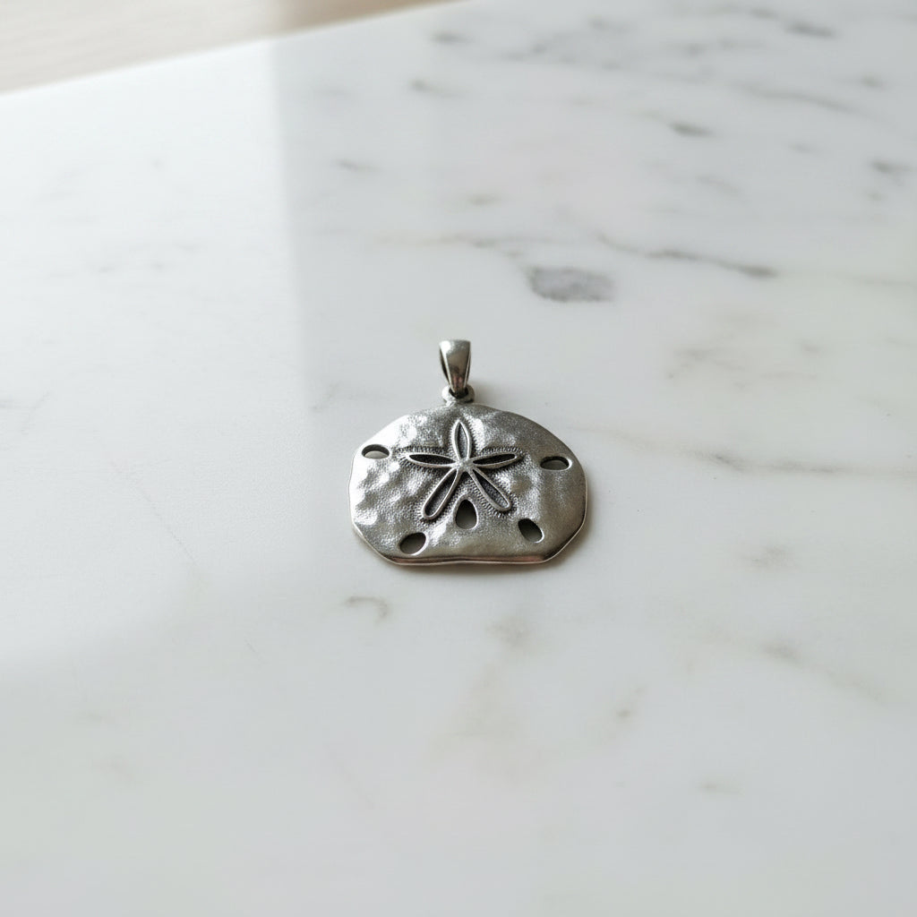 Pansy shell Pendant