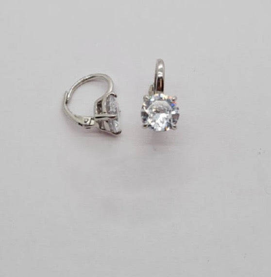 8mm cubic zirconia in sterling silver comfy setting