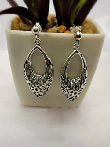 Sterling silver pattern earrings