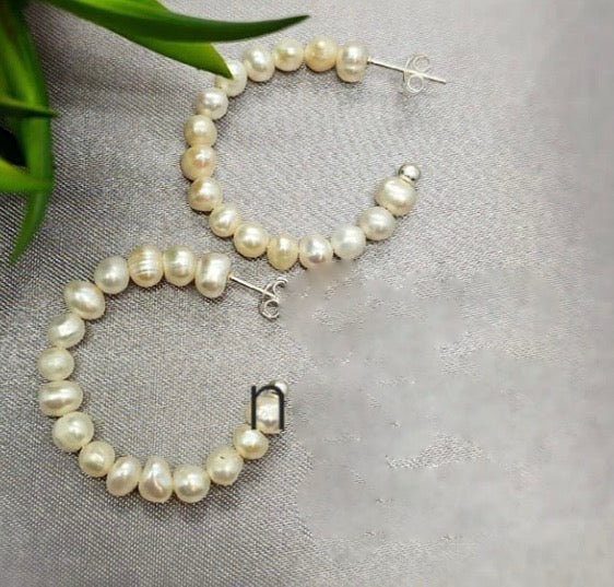 Sterling silver 34mm hoops with lots op 4mm freshwater pearls