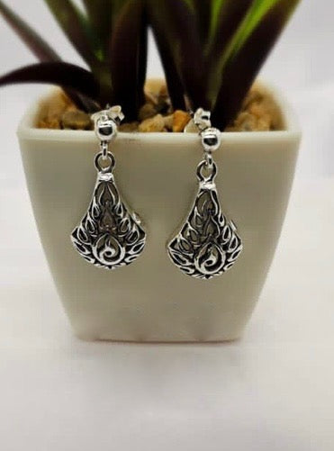 Sterling silver pattern earrings