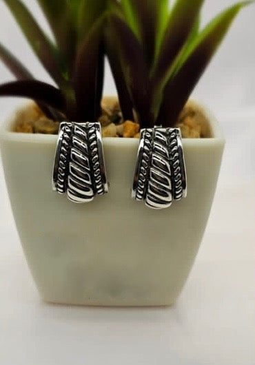 Sterling silver pattern earrings