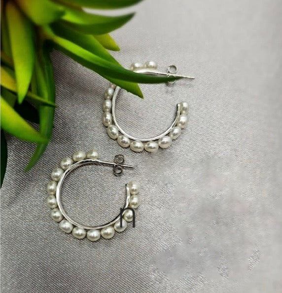 Sterling Silver 25Mm Hoops With Pearls On Top Of Hoop