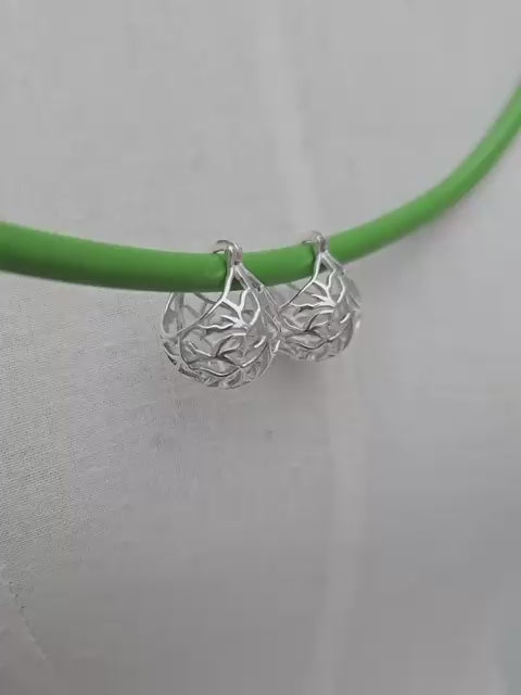 Round Shaped Filigree Hoop Earrings