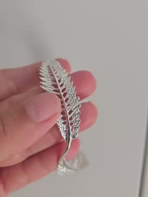 Feather silver Bangle