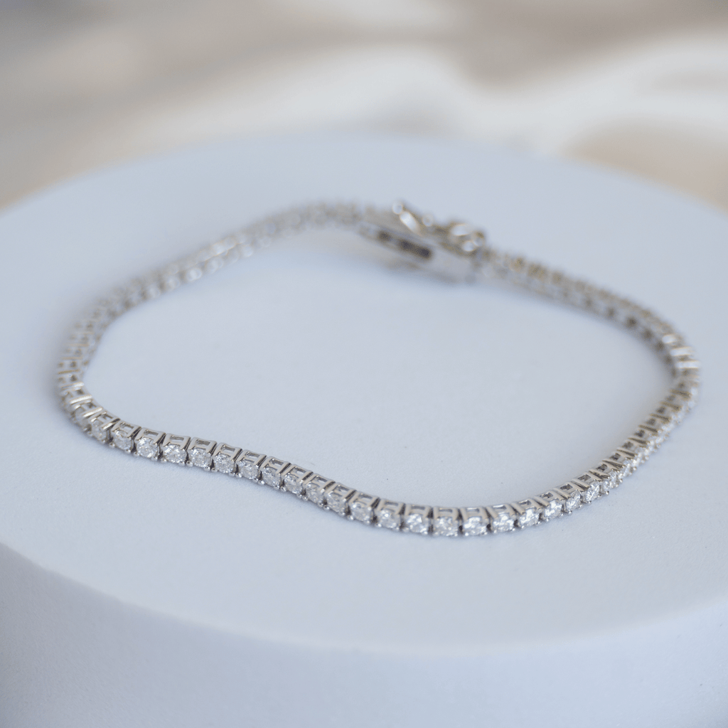 20cm Tennis bracelet with 2mm Moissanite stones (with GRA Certificate)