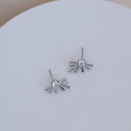 Silver Starburst Stud earrings - Terciany 
