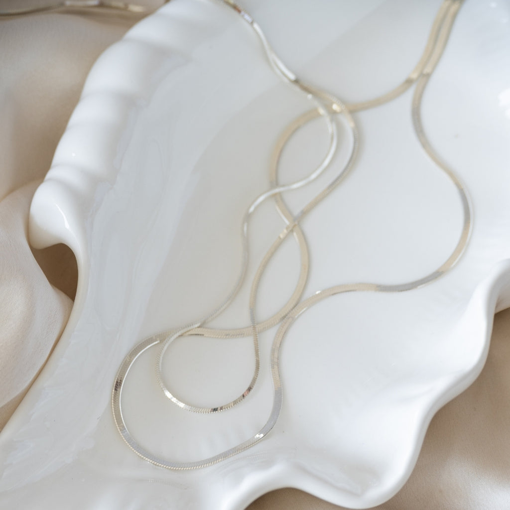 Fine 1 mm soft Herringbone necklace - Terciany 