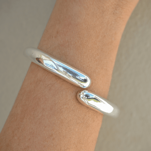 Stunning silver bracelet