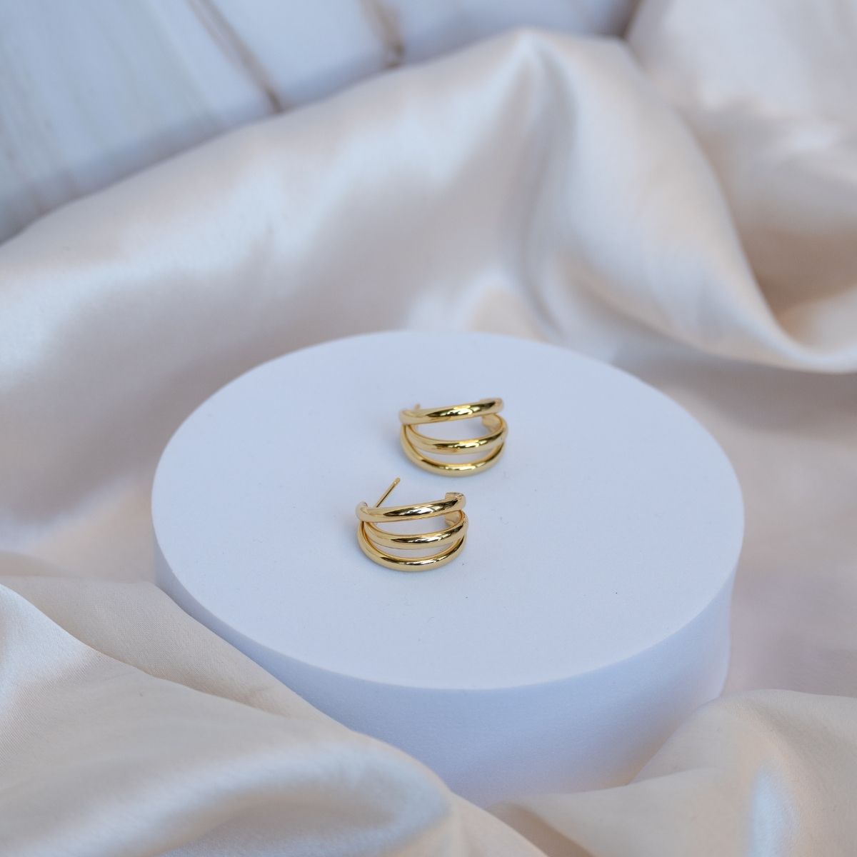 Gold Three Band Hoop earrings