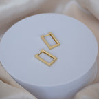 Rectangular Gold Huggy earrings - Terciany 