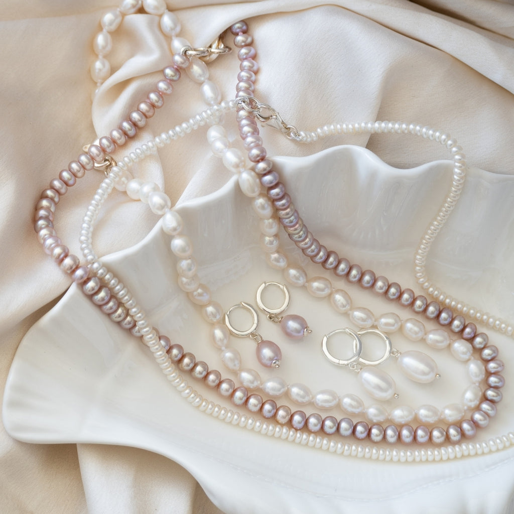 Oval blush pink Italian pearl drop earrings - Terciany 