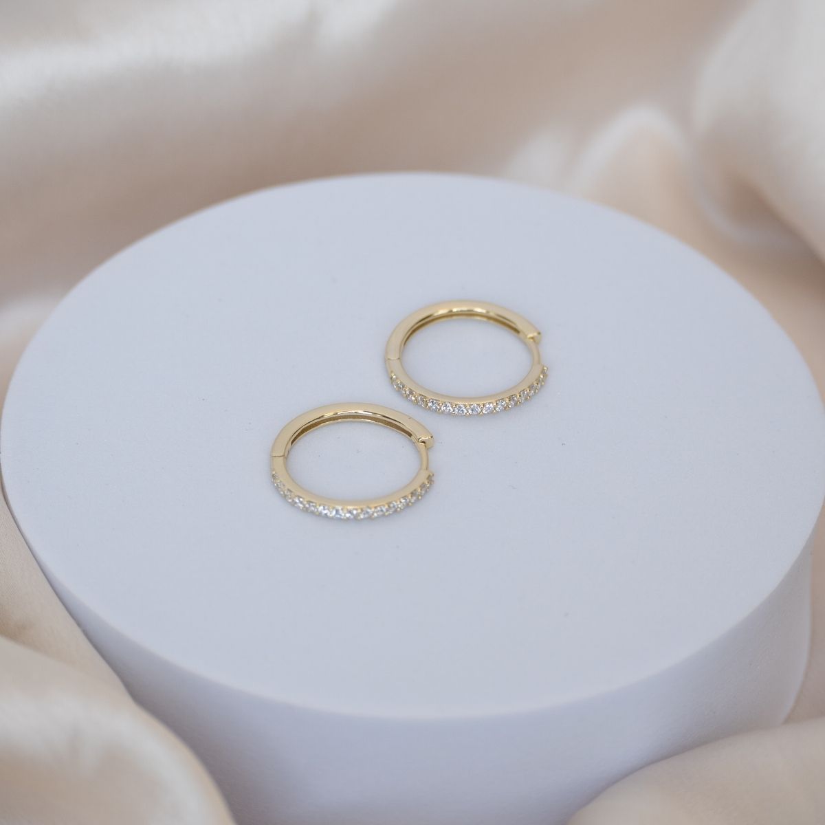 Round Huggy earrings with bling pave detail