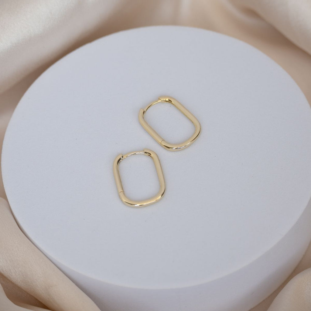 Comfy Gold Paperclip huggy earrings - Terciany 