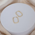 Comfy Gold Paperclip huggy earrings - Terciany 