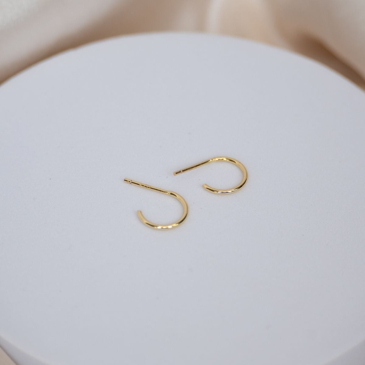 Thin Gold Hoop earrings