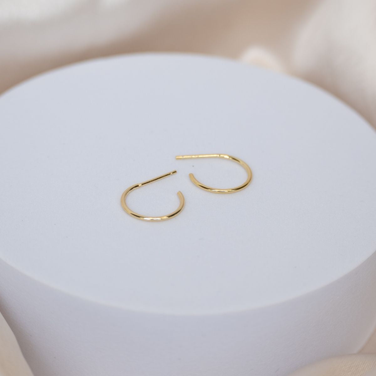 Thin Gold Hoop earrings